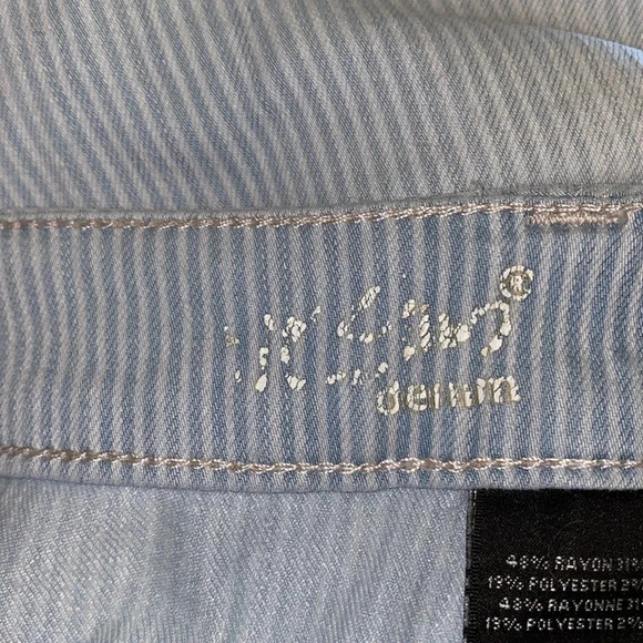 MOSSIMO pinstripe denim mid rise capri jeggings stretchy soft size 10 - Picture 5 of 14